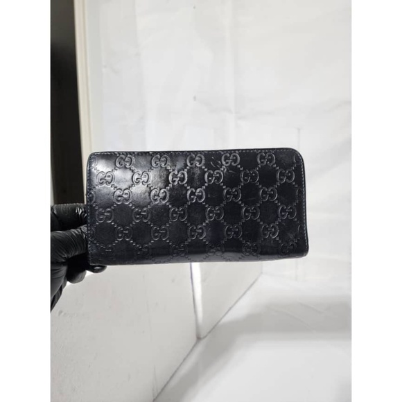 Authentic GUCCI Guccissima GG Pierce Zip Around Wallet Black - Picture 1 of 11